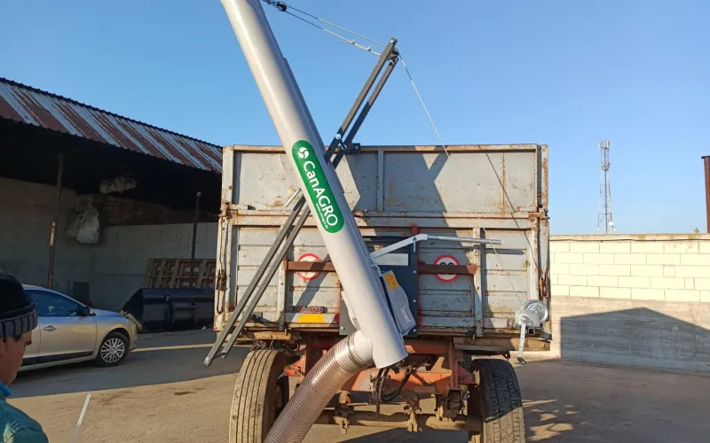 Livrare şnec remorcă